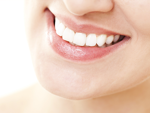 Dormir de boca aberta afeta a saúde oral