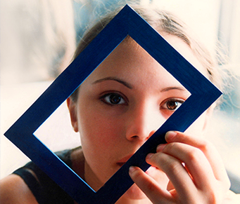 Olhar atento, ouvidos distraídos