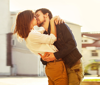 Beijo apaixonado x beijo biológico